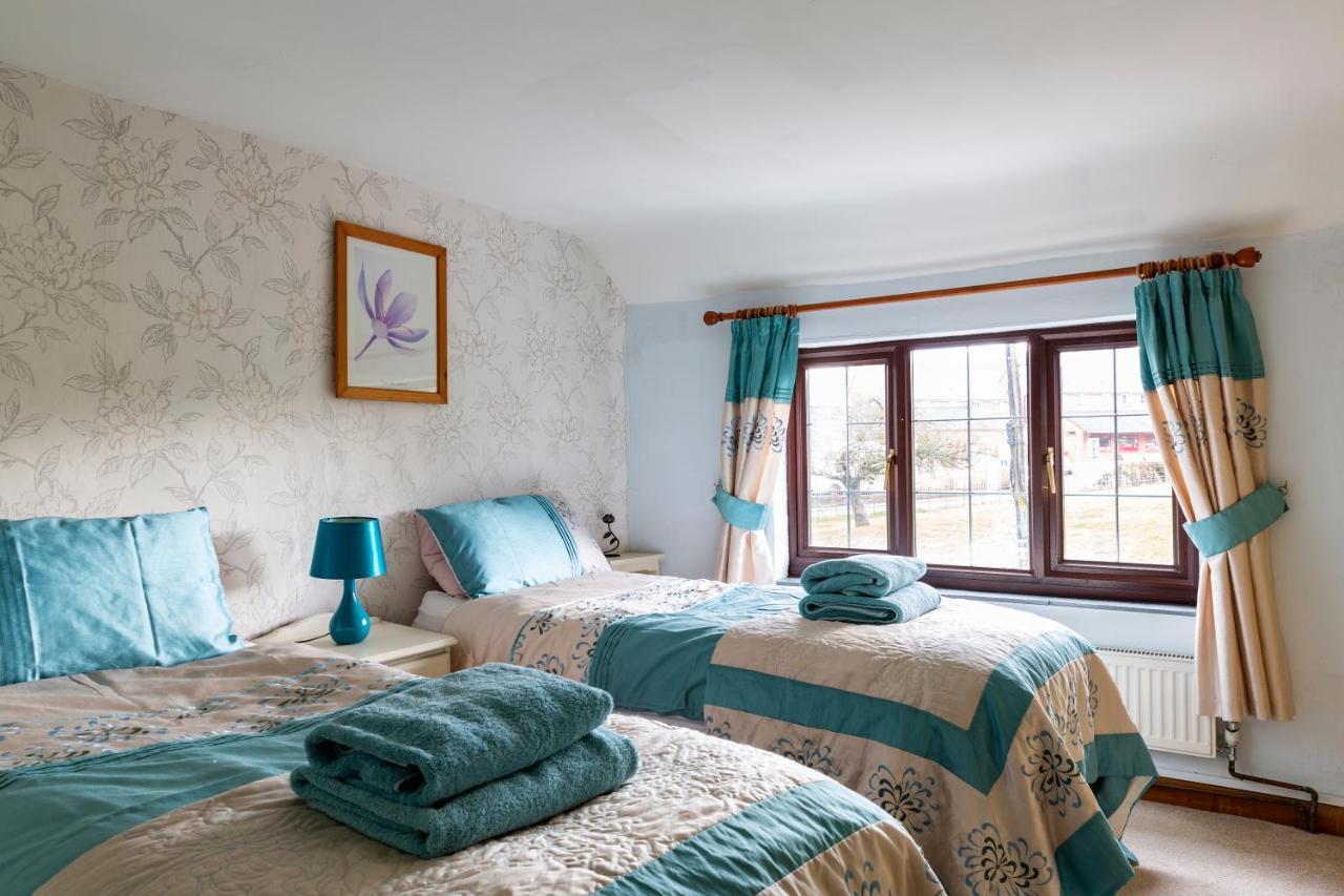 Herefordshire Holiday Cottages Lea Exteriör bild